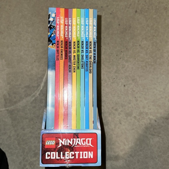 Lego ninjago collection-Books New unopened - Picture 2 of 3